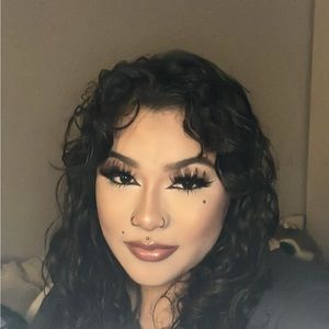 Meet your Posher, Marcy